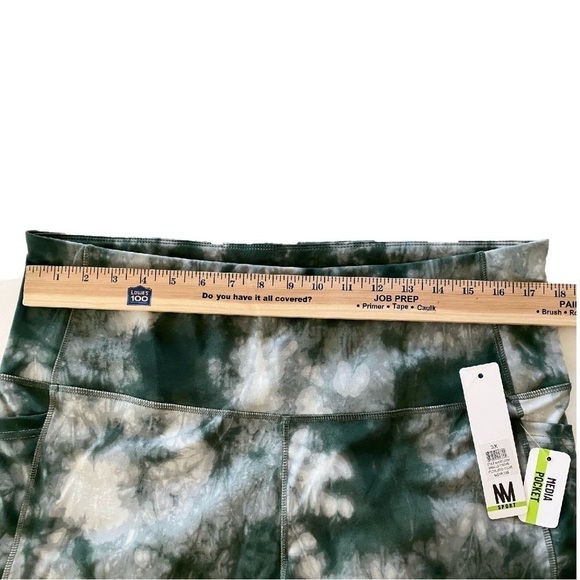 Nicole Miller Green Camo High Waisted Leggings 3X - Picture 8 of 9